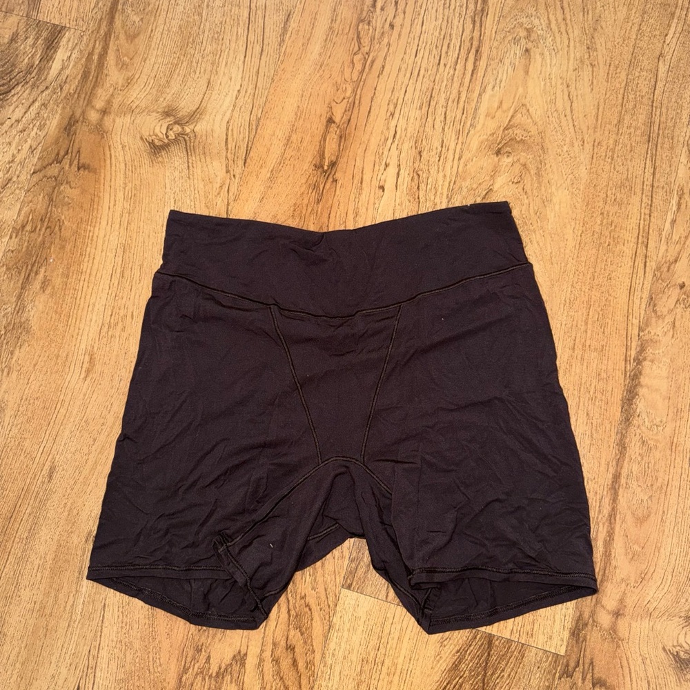 NWOT Lululemon Lounge Shoets